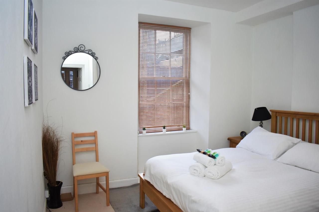 Rose Street - Watchmakers Apartment إدنبرة المظهر الخارجي الصورة