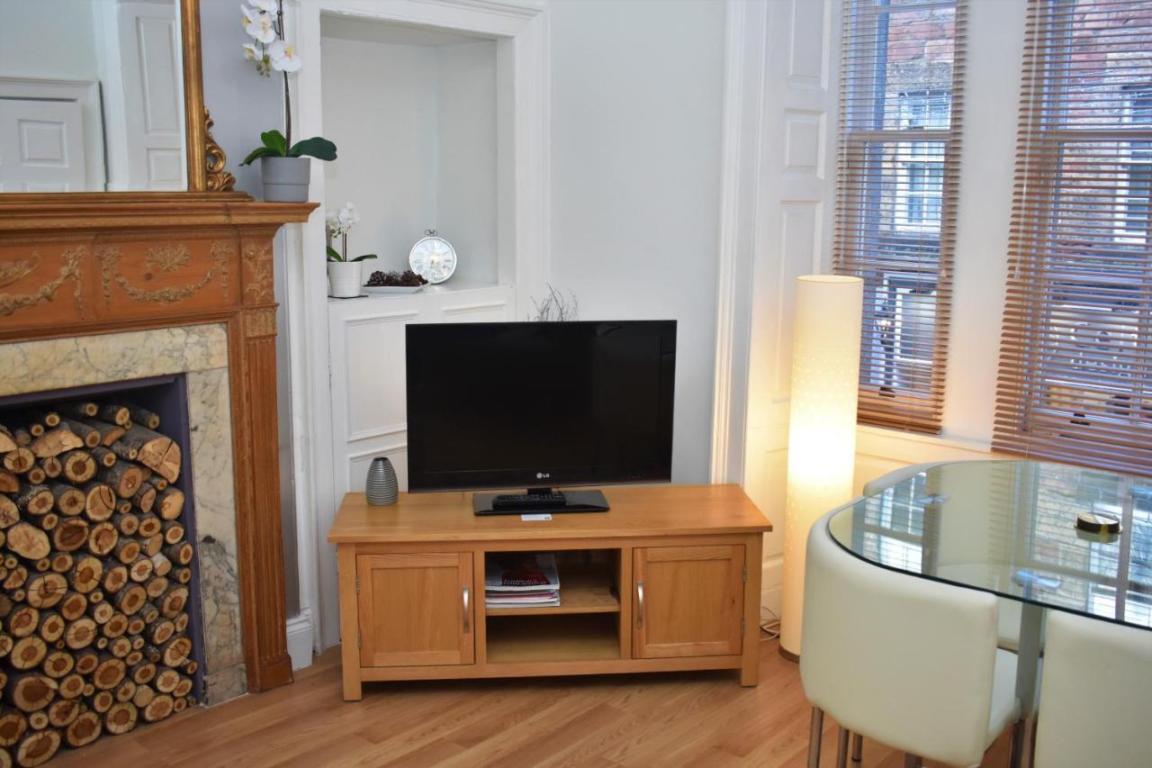 Rose Street - Watchmakers Apartment إدنبرة المظهر الخارجي الصورة